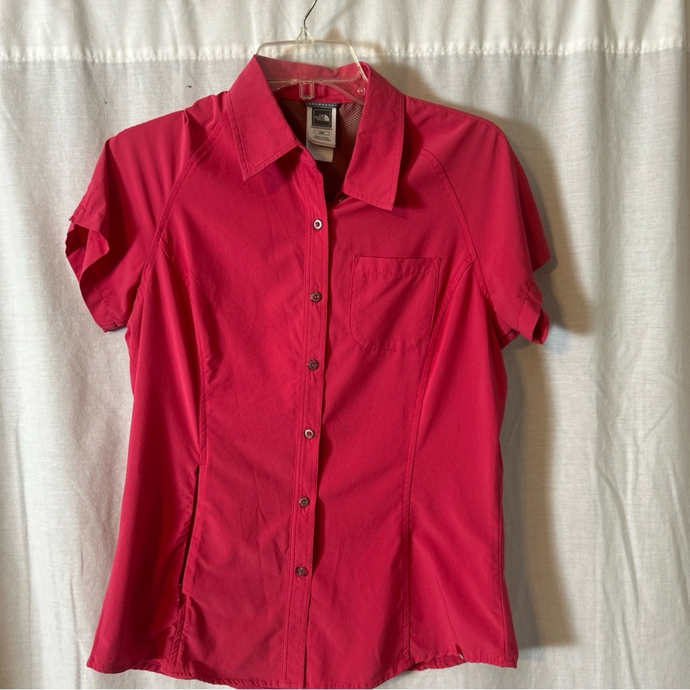 The North Face Women's Hot Pink Short Sleeve Hiking Shirt Size Medium